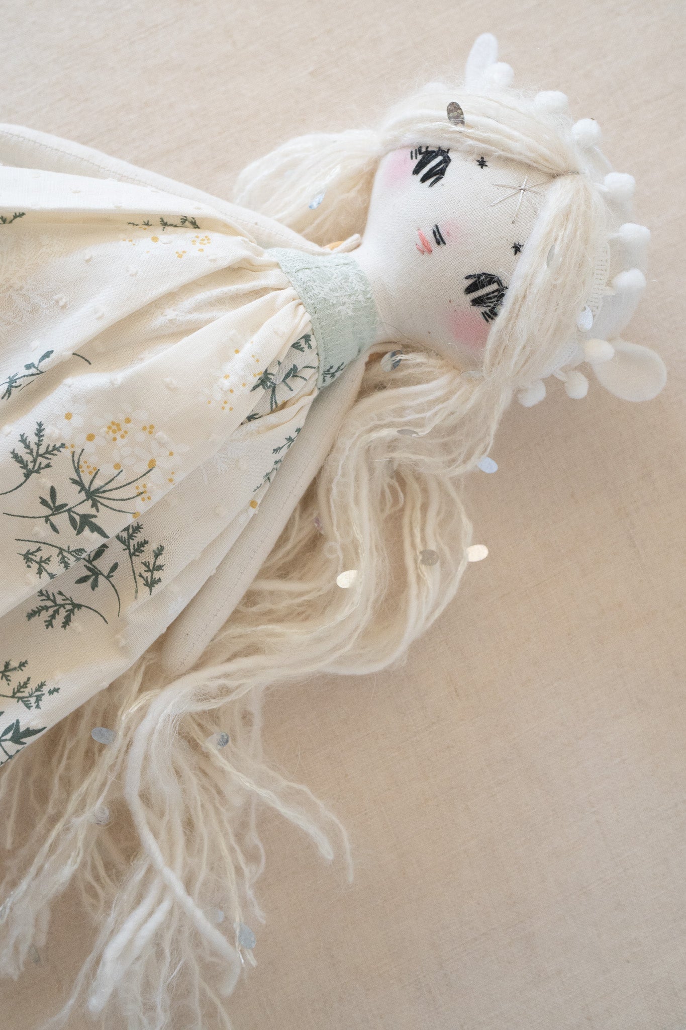 snow fall pixie