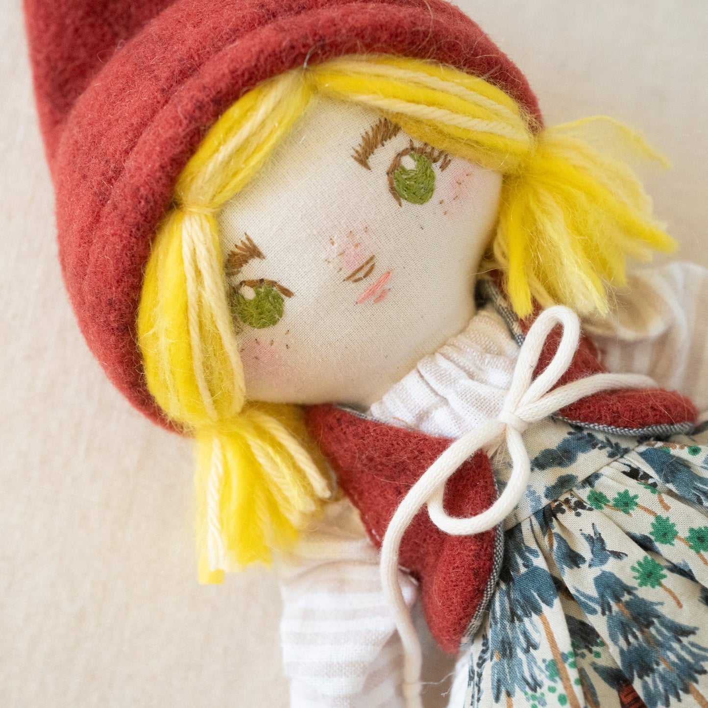 lili fairytale girl