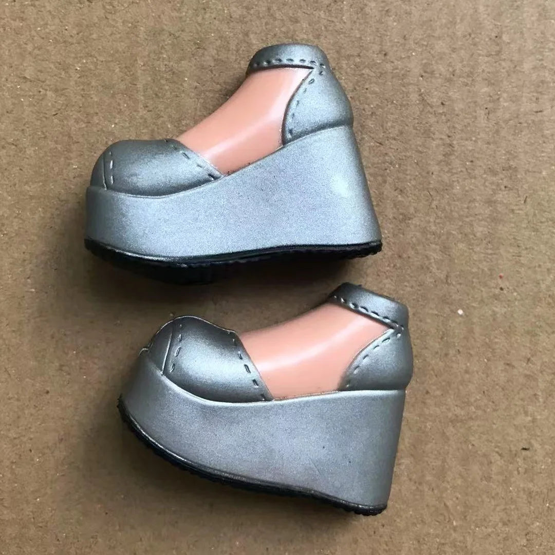 Classic Dancing Doll Shoes 2001 Big Thick Heels Doll Boots Shoes Sandals Brown Black Red Silver Beige Doll Decors