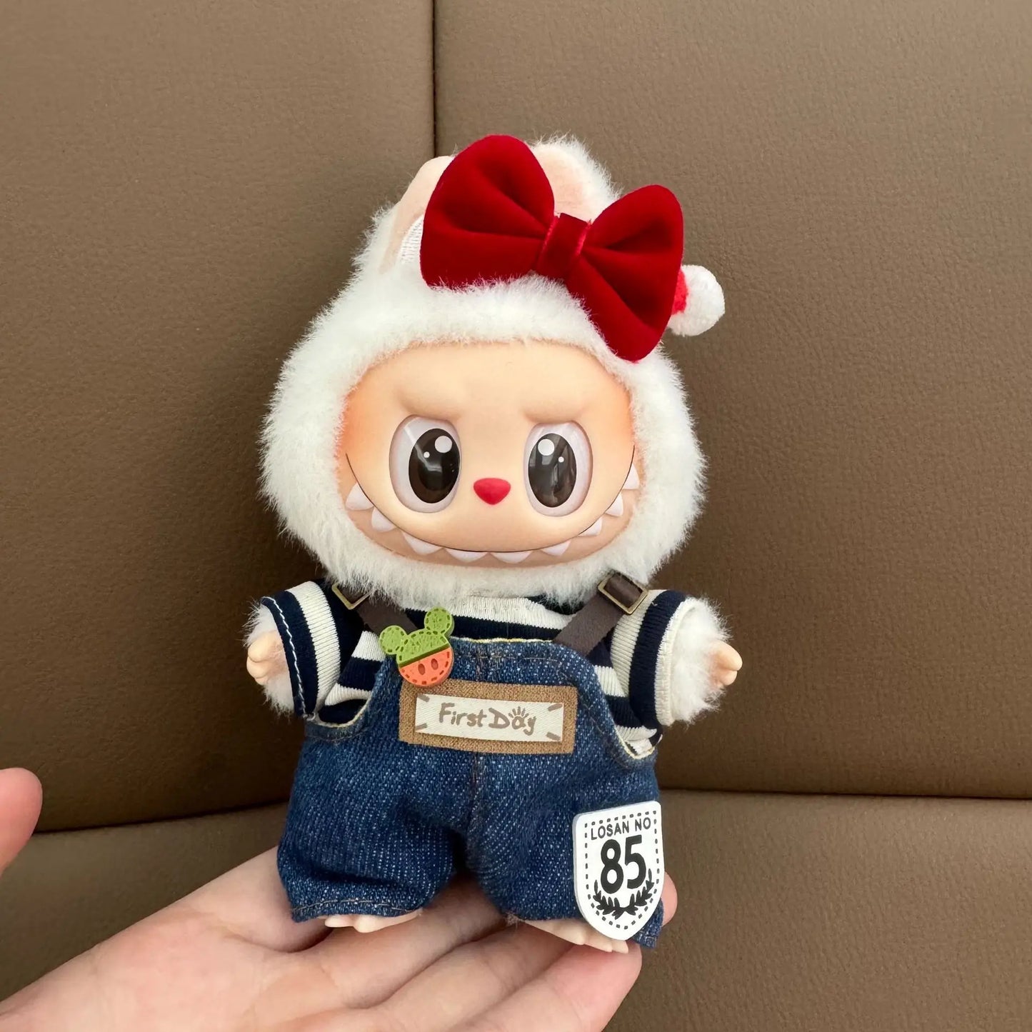 Popular Labubu Doll Clothes 17cm Pendant Labubu Doll Clothes Spring Field Strap Pants Set Labubu Doll Clothes Accessories