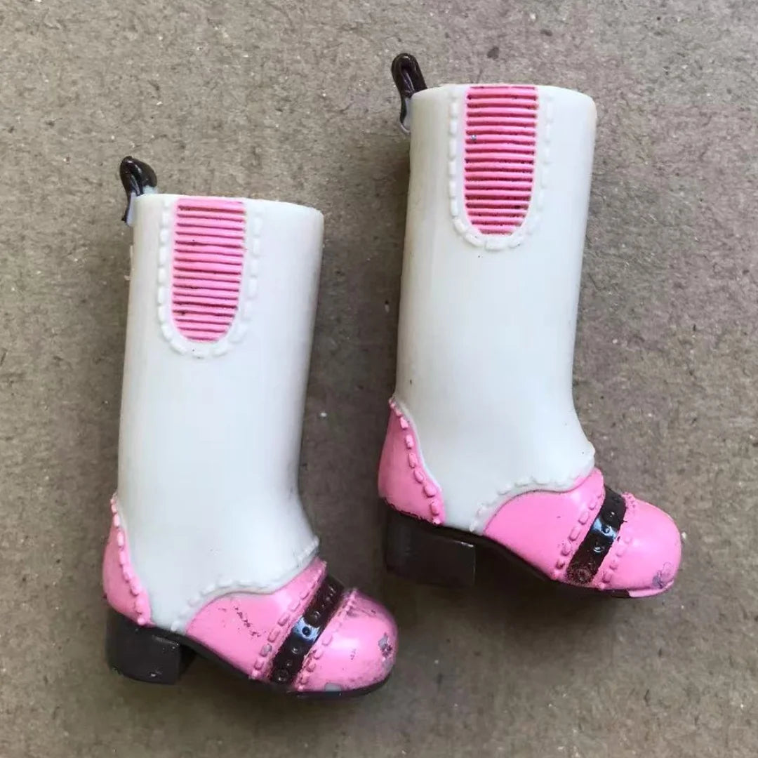 Classic Dancing Doll Shoes 2001 Big Thick Heels Doll Boots Shoes Sandals Brown Black Red Silver Beige Doll Decors