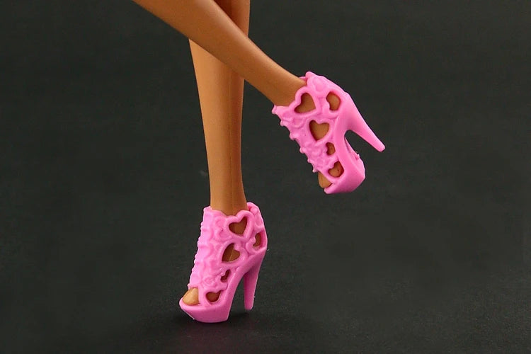 10 pair / lot Fashion Hollow design 1/6 female Doll shoes High quality high heeled Shoes for 30 cm FR doll  accessories